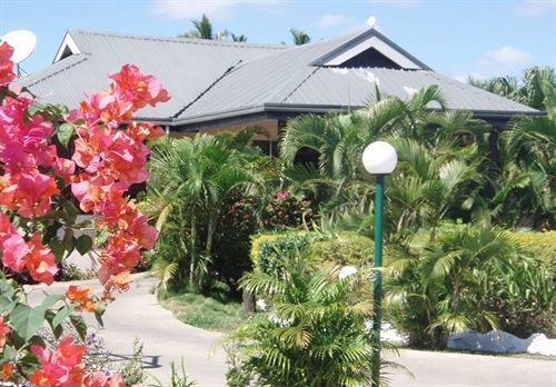 วายโลโล บีช รีสอร์ต Hotel นาดี ภายนอก รูปภาพ