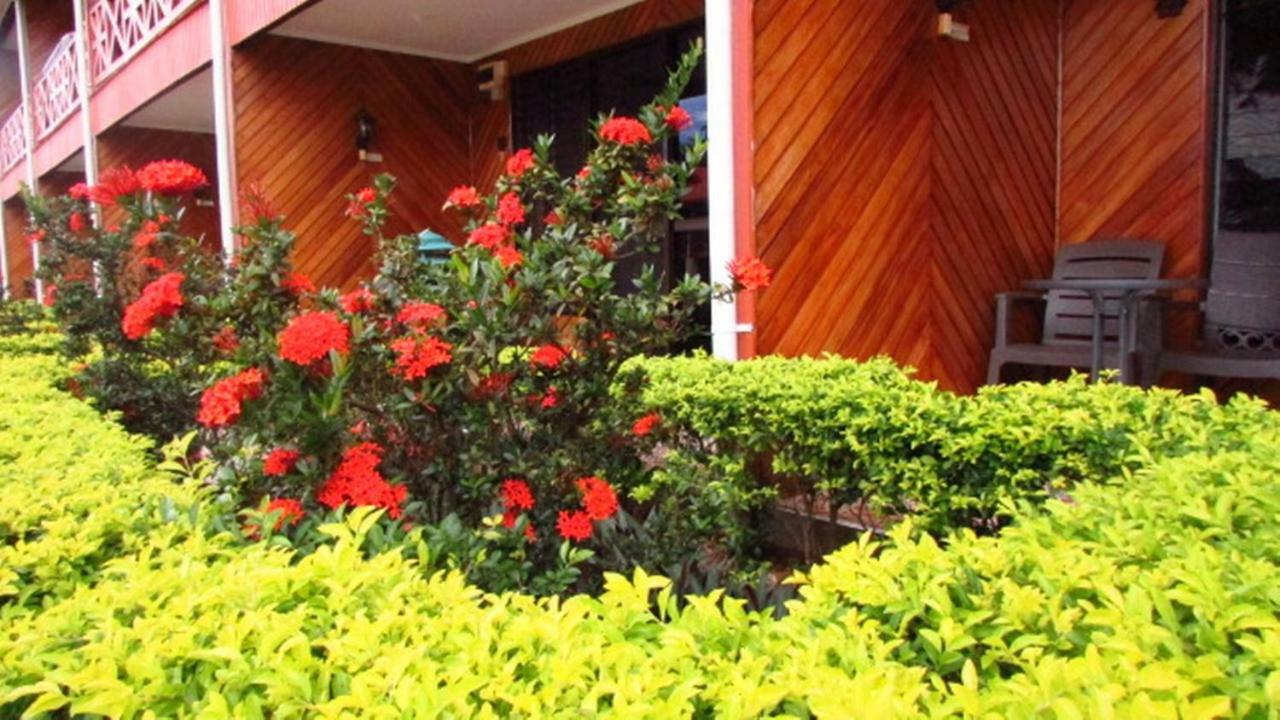 วายโลโล บีช รีสอร์ต Hotel นาดี ภายนอก รูปภาพ